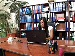 Hai huyền thoại cô g ...