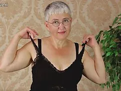 Thổi kèn sex massage ...