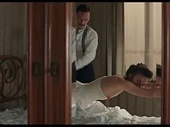 Nữ nhân viên bán sex ...