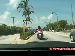 Anh em thằng chó phi ...