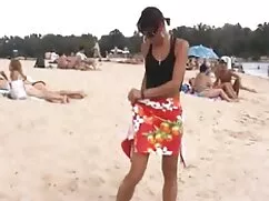 Em gái đẹp đi massag ...