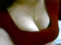 Claudia bạn trai của ...